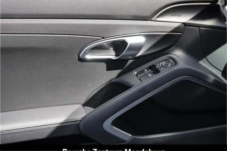 Porsche Boxster din 2024 cu 10.266 km - oferta POR209709 - foto 22