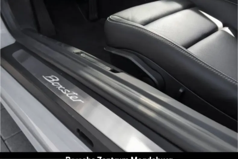 Porsche Boxster din 2024 cu 10.266 km - oferta POR209709 - foto 23