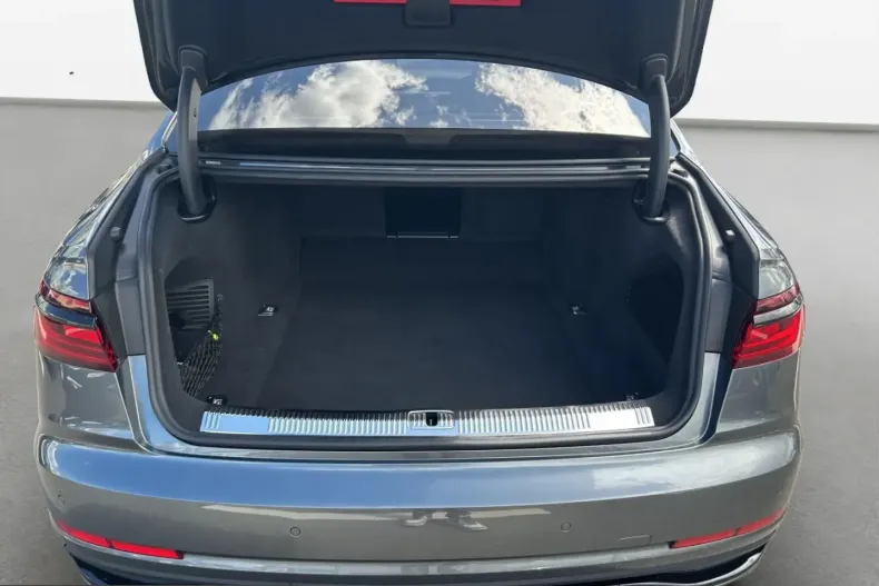 Audi A8 din 2022 cu 14.800 km - oferta AUD209711 - foto 4