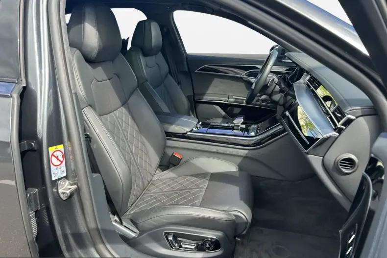 Audi A8 din 2022 cu 14.800 km - oferta AUD209711 - foto 9