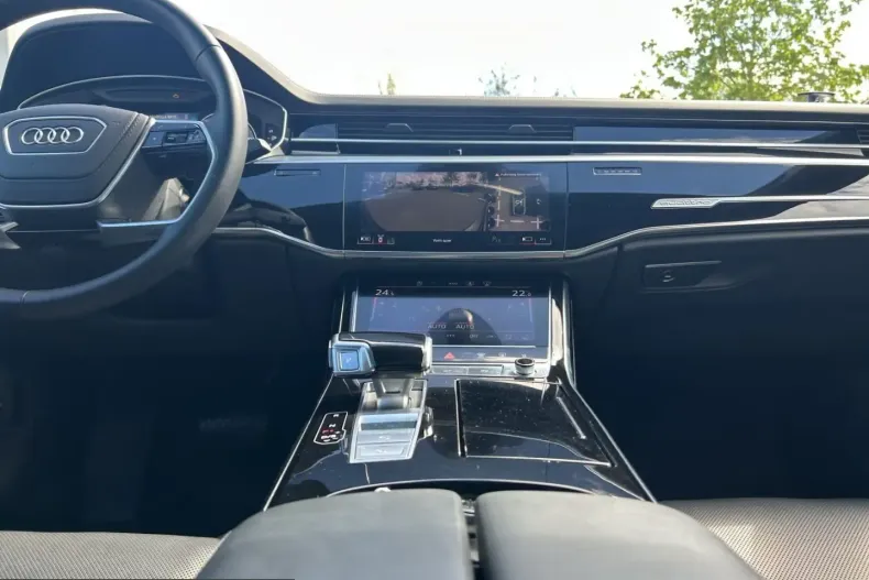 Audi A8 din 2022 cu 14.800 km - oferta AUD209711 - foto 11