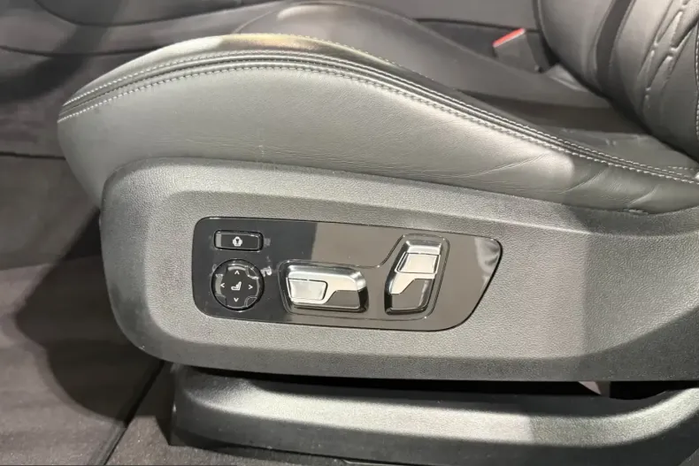 BMW X6 M50 (Seria X) din 2025 cu 16.950 km - oferta BMW209722 - foto 14
