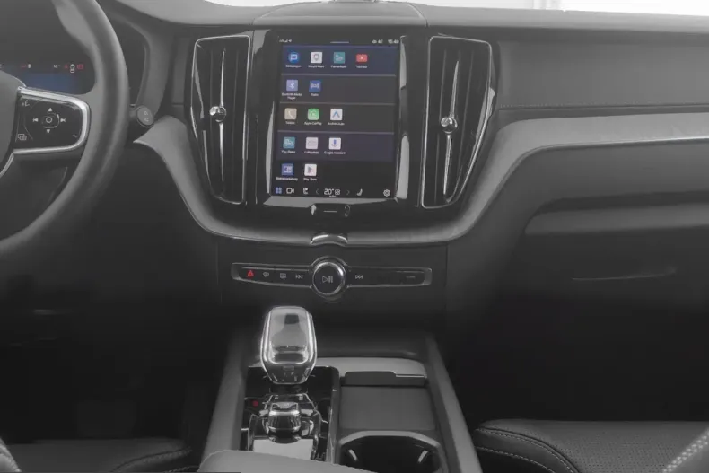 Volvo XC60 din 2025 cu 9.329 km - oferta VOL209737 - foto 6