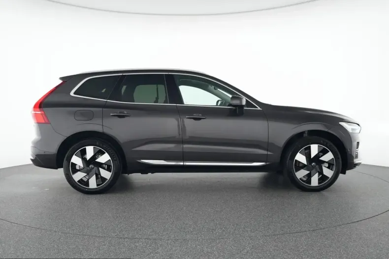 Volvo XC60 din 2025 cu 9.329 km - oferta VOL209737 - foto 9