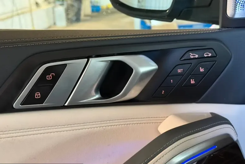BMW X6 M (Seria X) din 2024 cu 24.208 km - oferta BMW209739 - foto 15