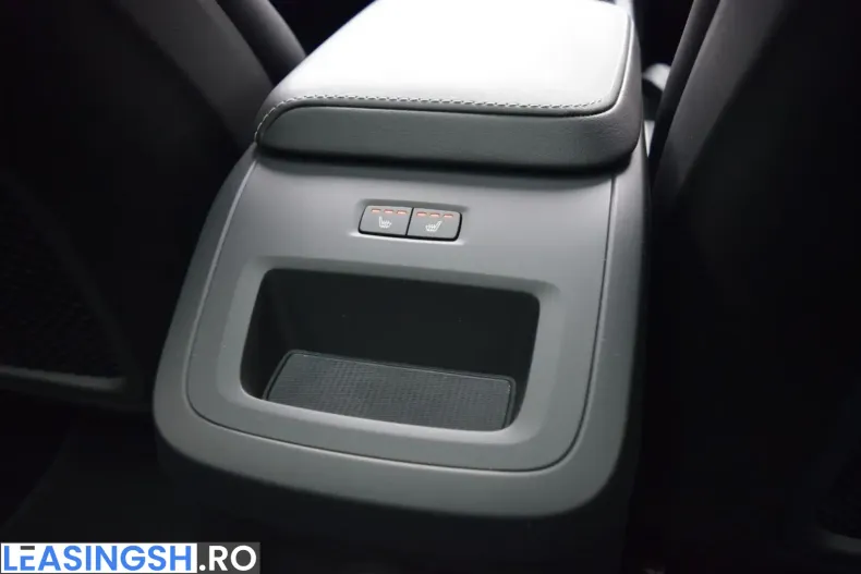 Volvo XC60 din 2024 cu 14.000 km - oferta VOL209744 - foto 14