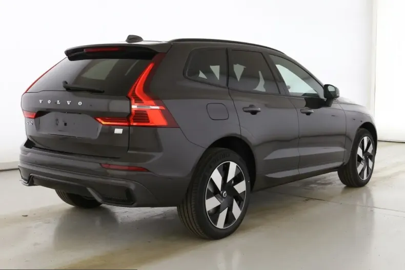 Volvo XC60 din 2024 cu 24.000 km - oferta VOL209745 - foto 4