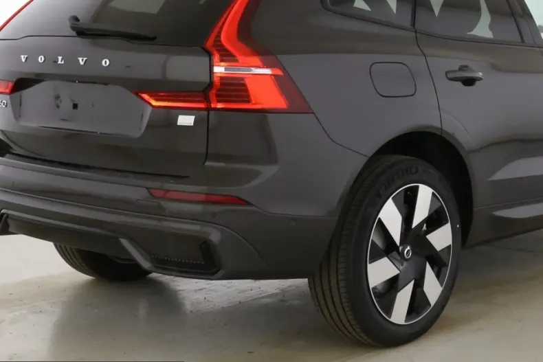 Volvo XC60 din 2024 cu 24.000 km - oferta VOL209745 - foto 5