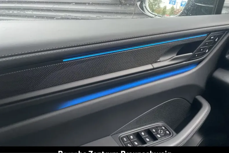 Porsche Macan din 2025 cu 12.500 km - oferta POR209746 - foto 21