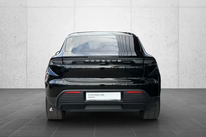 Porsche Macan din 2025 cu 5.450 km - oferta POR209751 - foto 2
