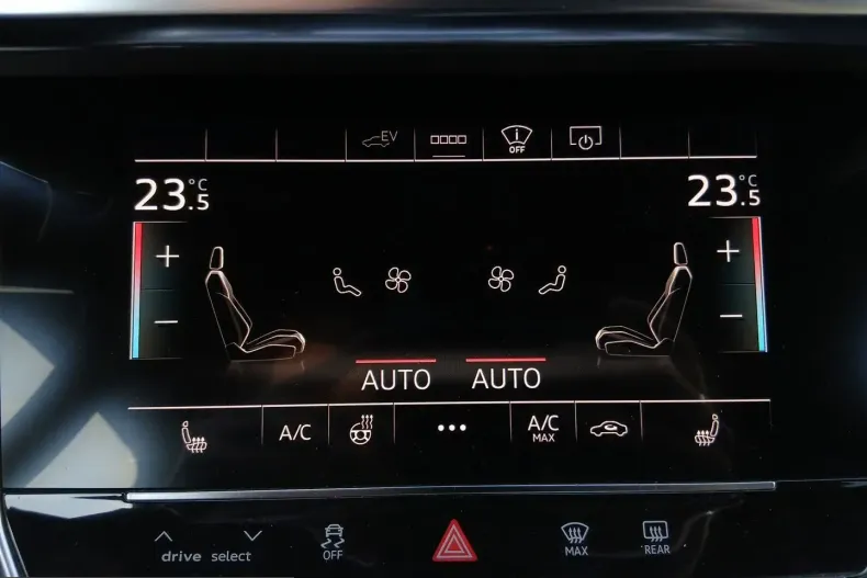 Audi A6 din 2021 cu 60.472 km - oferta AUD209755 - foto 21