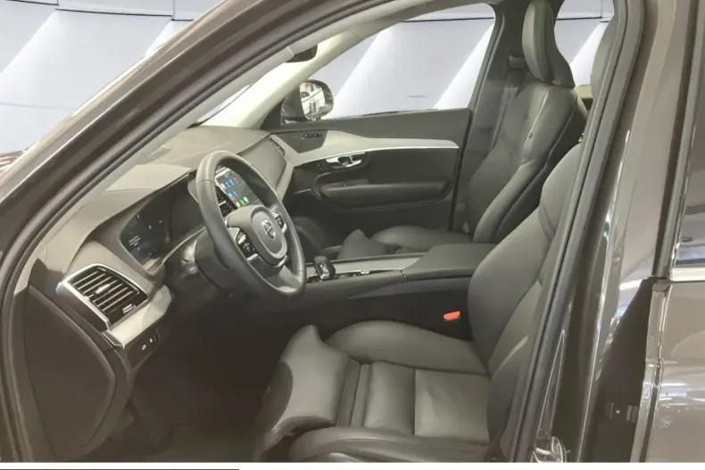 Volvo XC90 din 2024 cu 23.887 km - oferta VOL209757 - foto 5