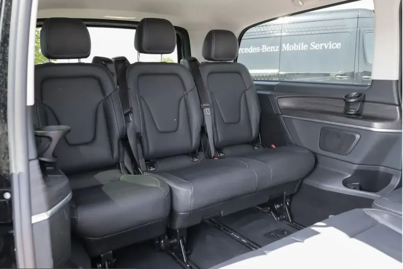 Mercedes-Benz V 300 (Clasa V) din 2025 cu 33.132 km - oferta MER209758 - foto 10