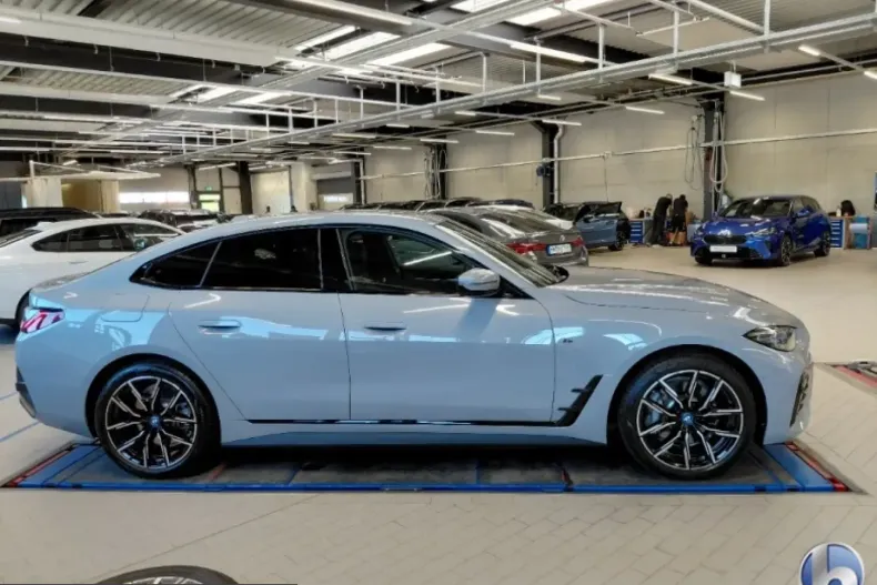 BMW i4 (Seria 4) din 2024 cu 45.500 km - oferta BMW209762 - foto 4