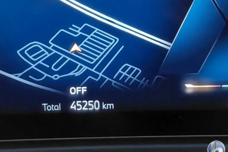 BMW i4 (Seria 4) din 2024 cu 45.500 km - oferta BMW209762 - foto 17