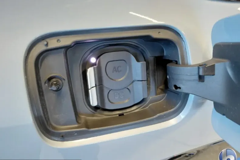 BMW i4 (Seria 4) din 2024 cu 45.500 km - oferta BMW209762 - foto 27
