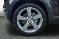 Land Rover Defender din 2023 cu 53.370 km - oferta LAN209763 - foto 12