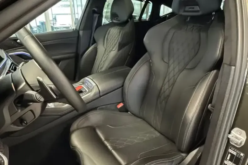BMW X6 M50 (Seria X) din 2023 cu 8.520 km - oferta BMW209764 - foto 9