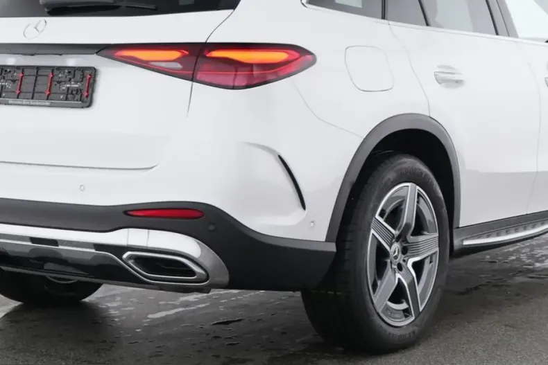 Mercedes-Benz GLC 300 (Clasa GLC) din 2025 cu 21.129 km - oferta MER209768 - foto 3