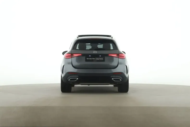 Mercedes-Benz GLC 300 (Clasa GLC) din 2023 cu 1.900 km - oferta MER209771 - foto 2