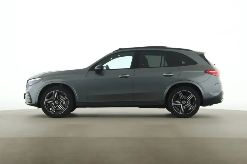 Mercedes-Benz GLC 300 (Clasa GLC) din 2023 cu 1.900 km - oferta MER209771 - foto 4