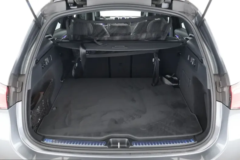 Mercedes-Benz GLC 300 (Clasa GLC) din 2023 cu 1.900 km - oferta MER209771 - foto 15