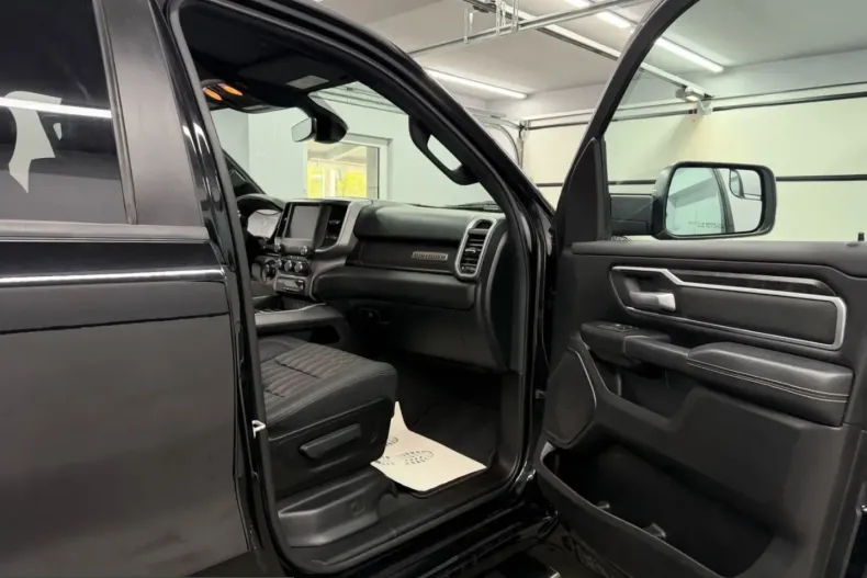 Dodge RAM din 2023 cu 49.226 km - oferta DOD209776 - foto 17
