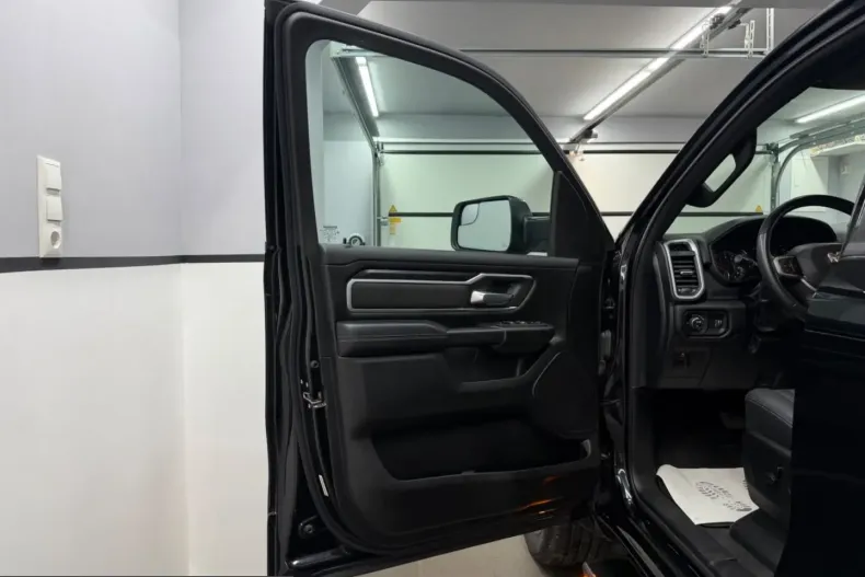 Dodge RAM din 2023 cu 49.226 km - oferta DOD209776 - foto 22