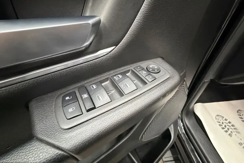 Dodge RAM din 2023 cu 49.226 km - oferta DOD209776 - foto 23