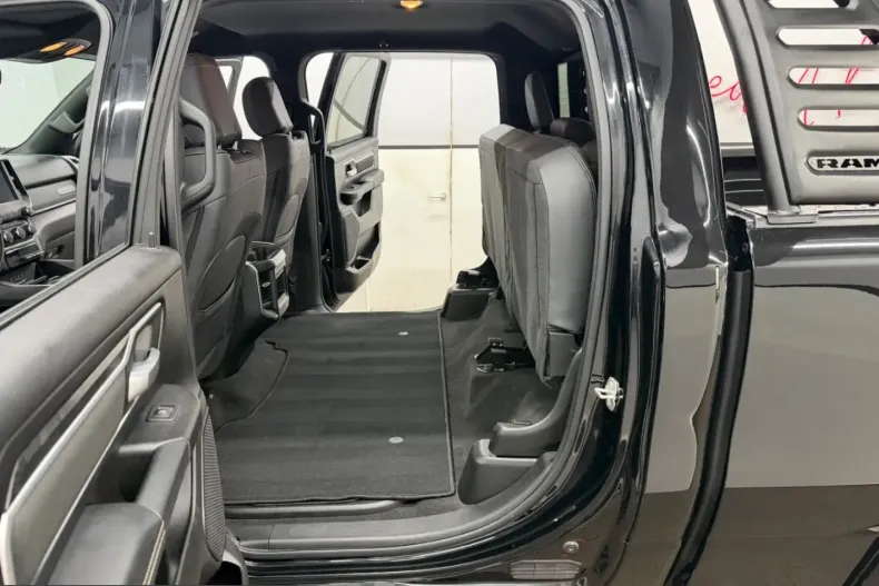 Dodge RAM din 2023 cu 49.226 km - oferta DOD209776 - foto 31