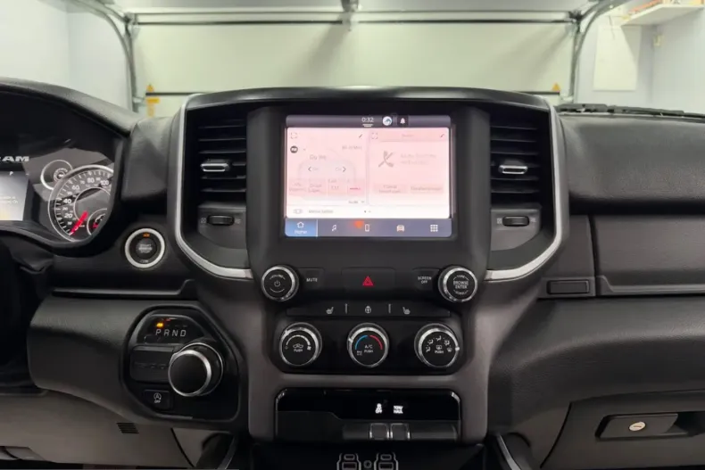 Dodge RAM din 2023 cu 49.226 km - oferta DOD209776 - foto 33