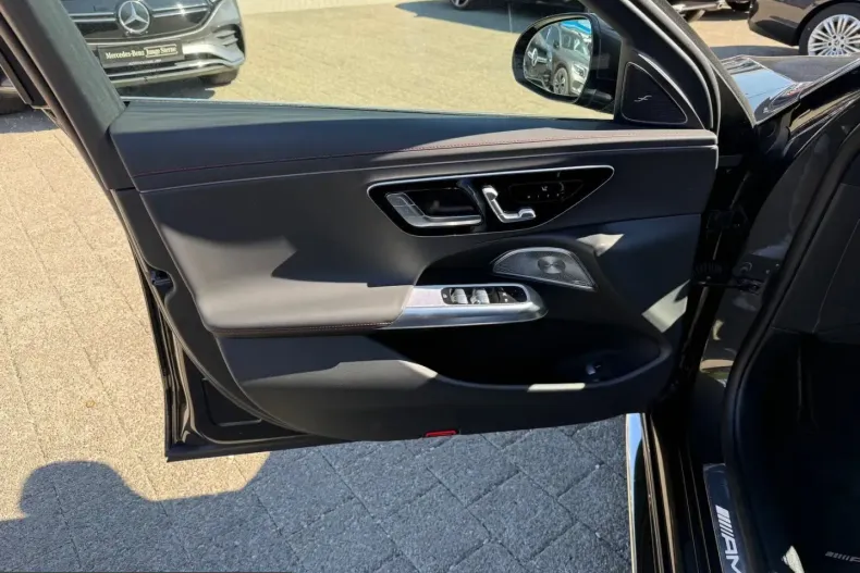 Mercedes-Benz E 53 AMG (Clasa E) din 2024 cu 17.115 km - oferta MER209783 - foto 16