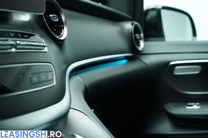 Mercedes-Benz V 300 (Clasa V) din 2022 cu 47.920 km - oferta MER209784 - foto 32