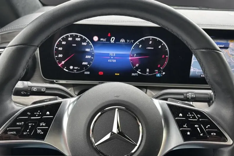 Mercedes-Benz V 300 (Clasa V) din 2024 cu 45.708 km - oferta MER209786 - foto 11