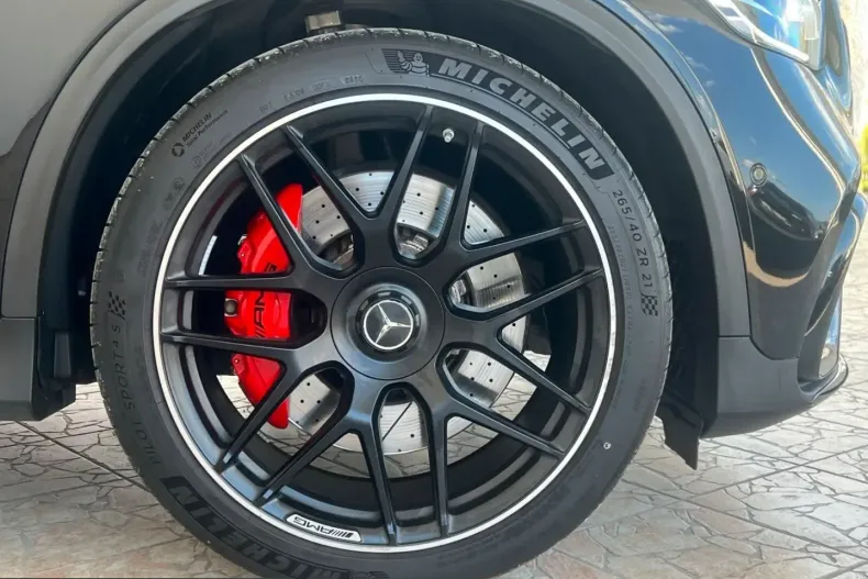 Mercedes-Benz GLC 63 AMG (Clasa GLC) din 2023 cu 48.498 km - oferta MER209793 - foto 21