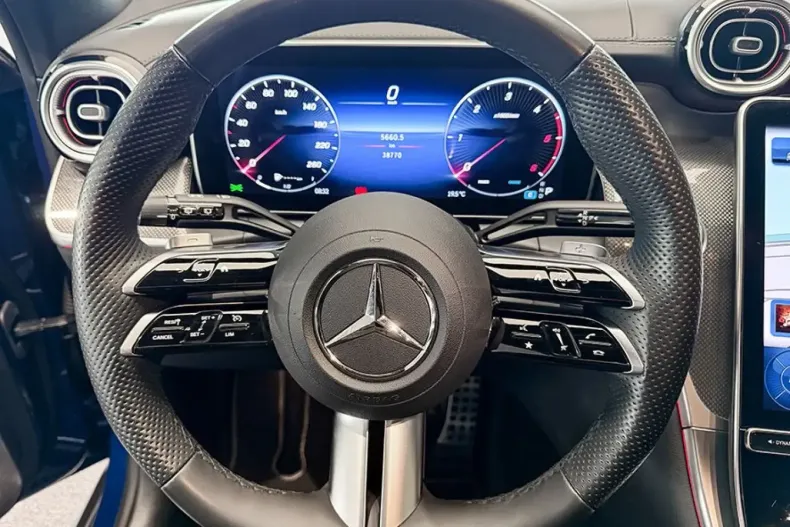 Mercedes-Benz GLC 220 (Clasa GLC) din 2023 cu 38.800 km - oferta MER209806 - foto 9