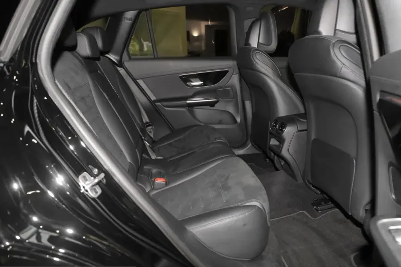 Mercedes-Benz GLC 220 (Clasa GLC) din 2023 cu 42.421 km - oferta MER209807 - foto 5