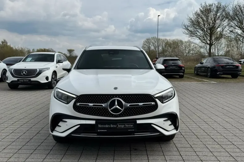 Mercedes-Benz GLC 200 (Clasa GLC) din 2023 cu 28.800 km - oferta MER209810 - foto 1