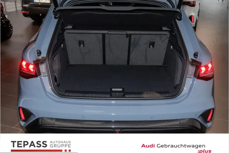 Audi RS3 din 2025 cu 9.999 km - oferta AUD209819 - foto 9