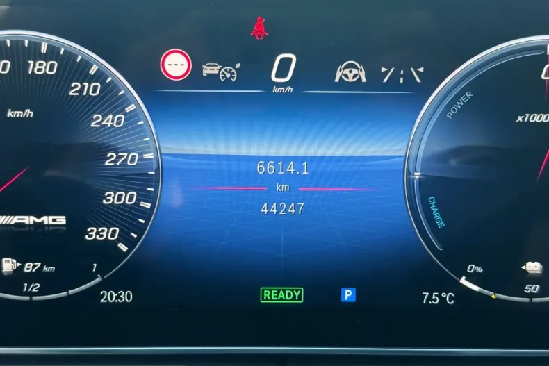 Mercedes-Benz C 63 AMG (Clasa C) din 2023 cu 44.500 km - oferta MER209820 - foto 19