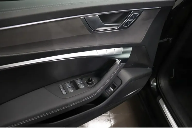Audi S6 din 2025 cu 44.752 km - oferta AUD209822 - foto 7