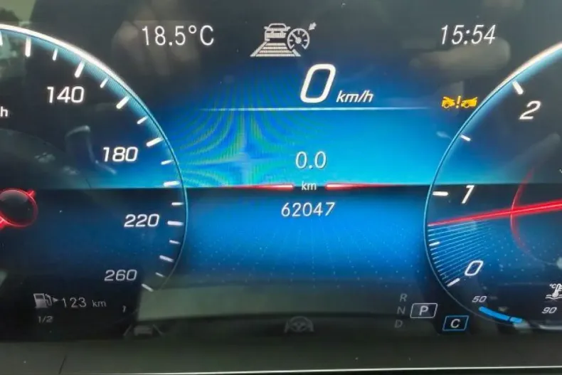 Mercedes-Benz GLE 400 (Clasa GLE) din 2022 cu 62.046 km - oferta MER209826 - foto 12