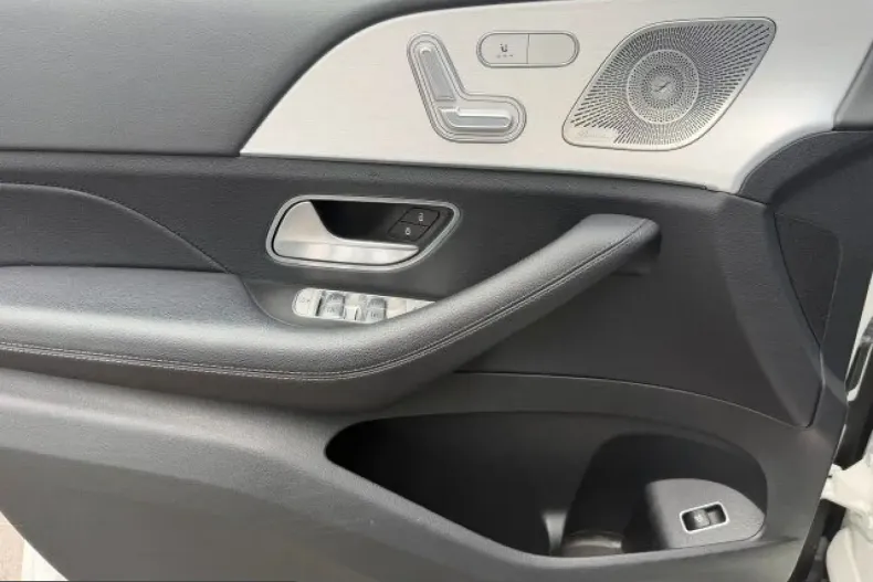 Mercedes-Benz GLE 400 (Clasa GLE) din 2022 cu 62.046 km - oferta MER209826 - foto 18