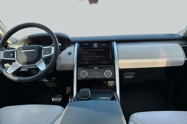 Land Rover Discovery din 2025 cu 19.897 km - oferta LAN209840 - foto 4