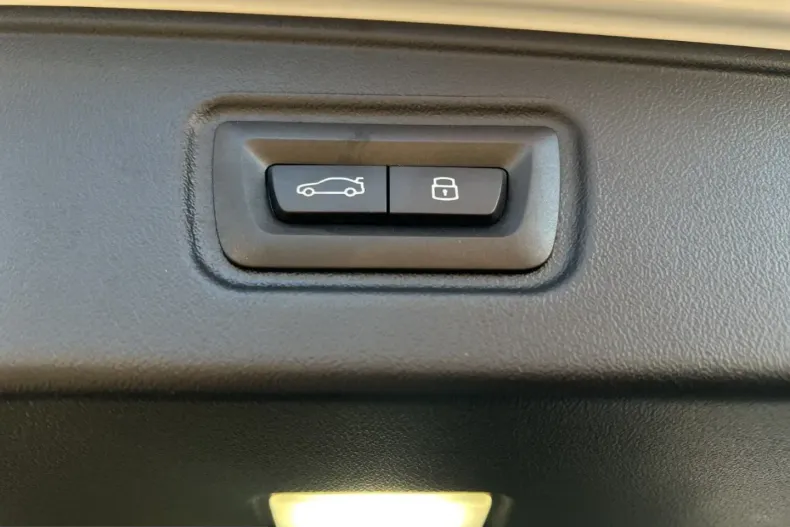 BMW 540 (Seria 5) din 2025 cu 9.500 km - oferta BMW209847 - foto 13