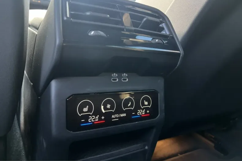 BMW 540 (Seria 5) din 2025 cu 9.500 km - oferta BMW209847 - foto 15