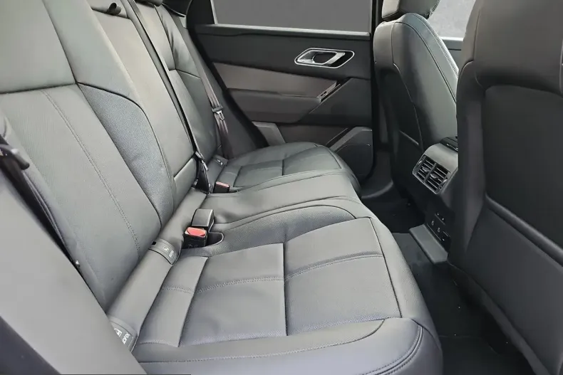 Land Rover Range Rover Velar din 2025 cu 6.000 km - oferta LAN209849 - foto 6
