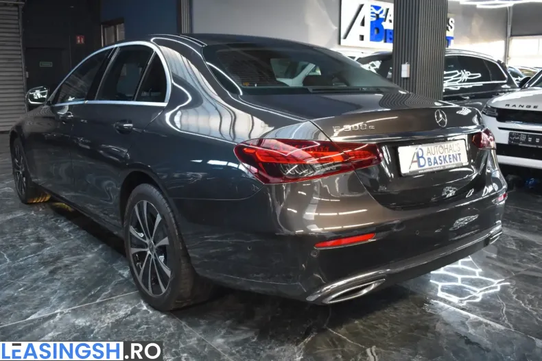 Mercedes-Benz E 300 (Clasa E) din 2021 cu 99.800 km - oferta MER209856 - foto 6