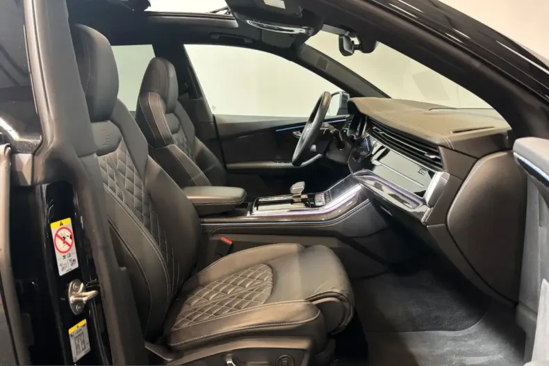 Audi SQ8 din 2024 cu 25.800 km - oferta AUD209862 - foto 16