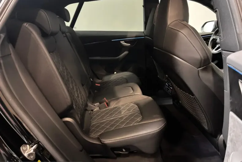 Audi SQ8 din 2024 cu 25.800 km - oferta AUD209862 - foto 17